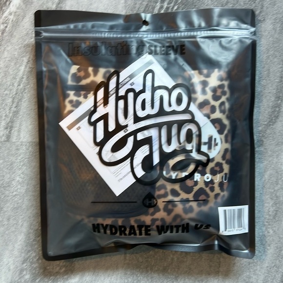 NWT Coral Jug & Leopard Hydrojug insulated sleeve brown and black - Picture 4 of 8